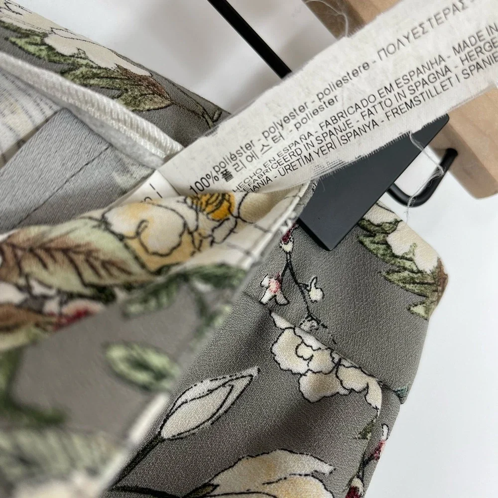 Zara Basic Collection Gray and White Floral Print Casual‎ Business Pants Medium
